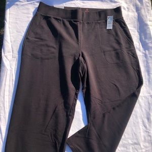 NWT Talbots women’s relaxed capris